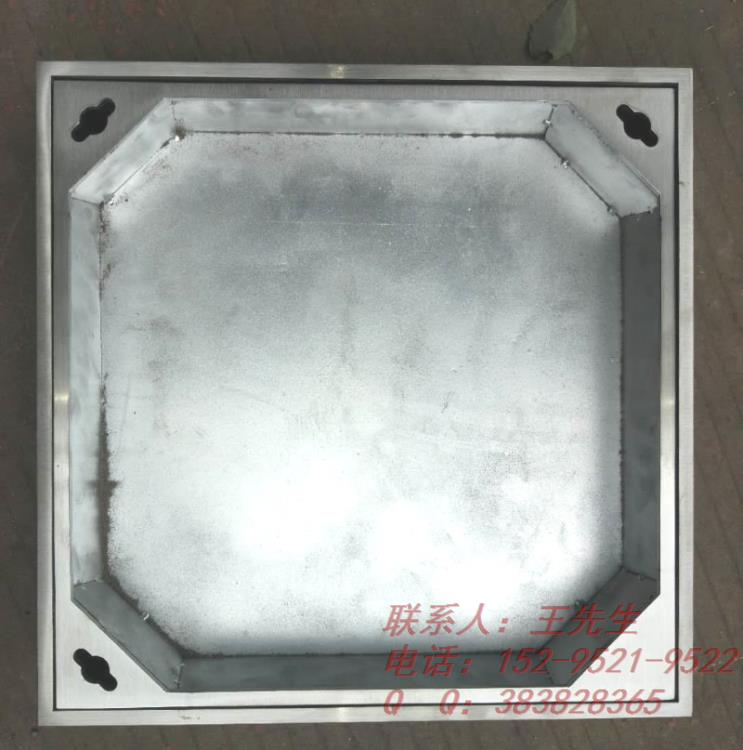 Placa exterior cuadrada de acero inoxidable + tapa de pozo de hierro de base