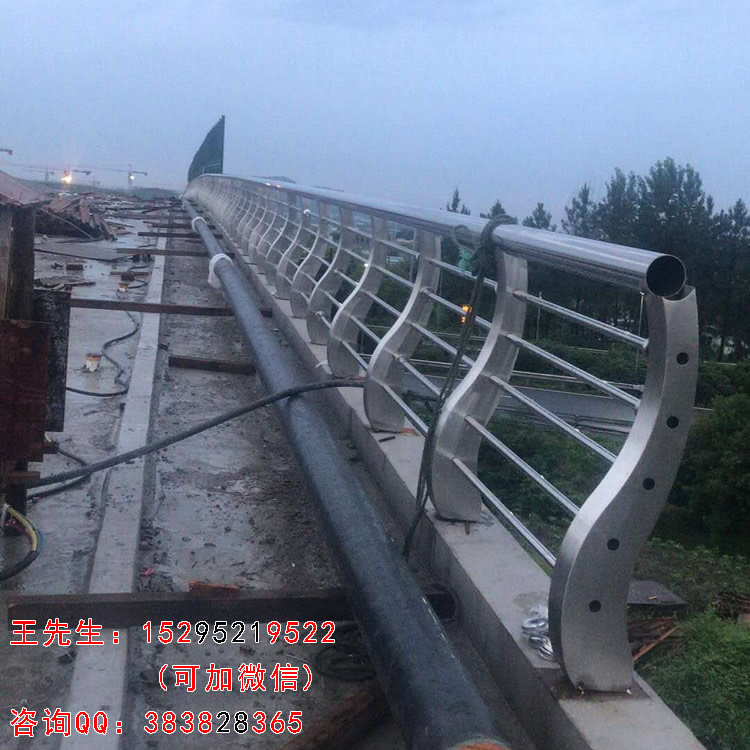 Columna de acero inoxidable xinbu para barandillas de puentes de acero inoxidable de alta velocidad Deqing wukang