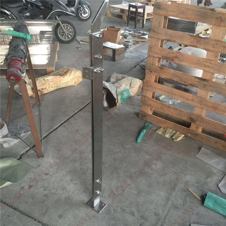 Columna de vidrio de doble placa cuadrada de acero inoxidable